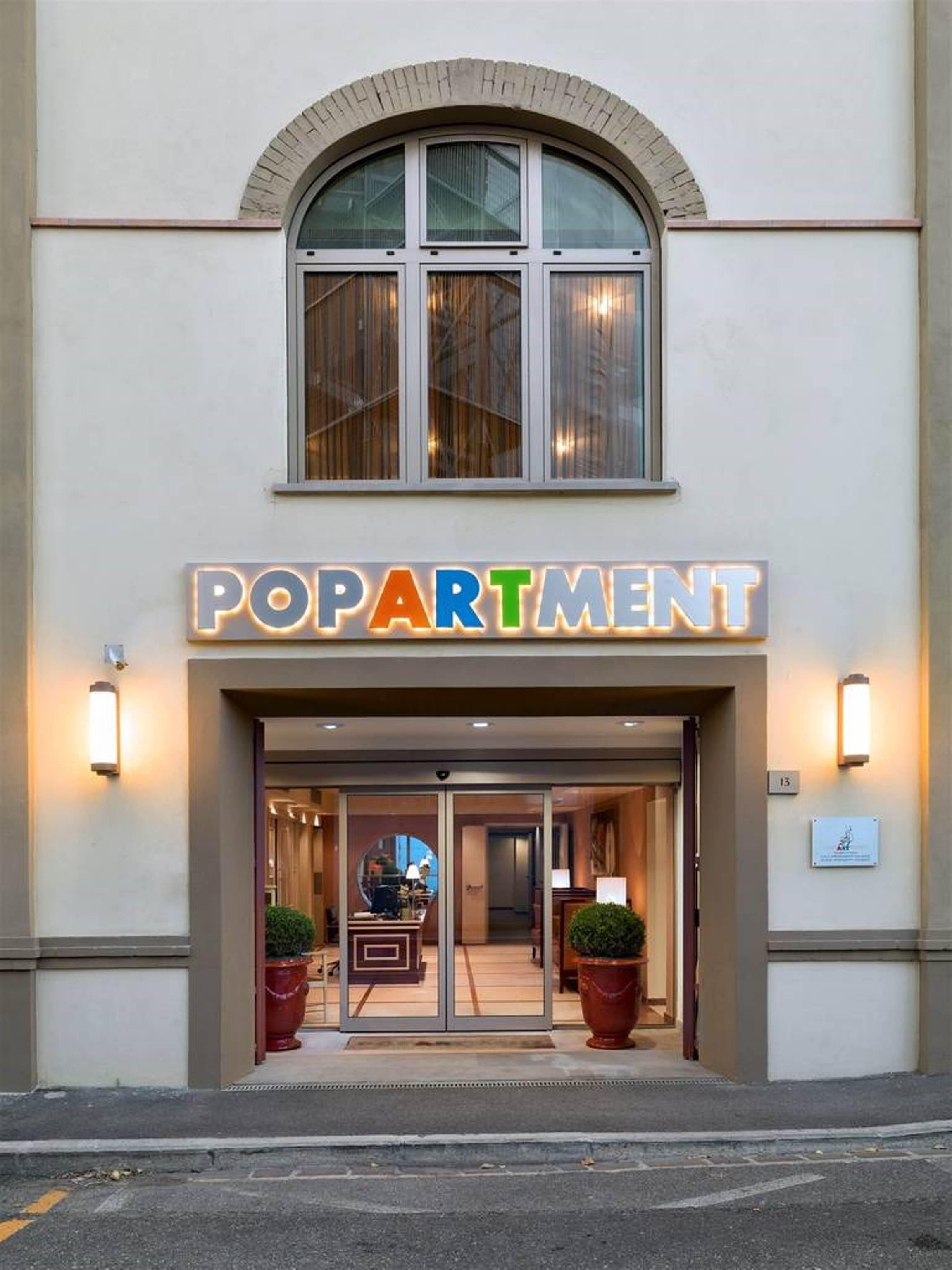 Popartment Apartahotel